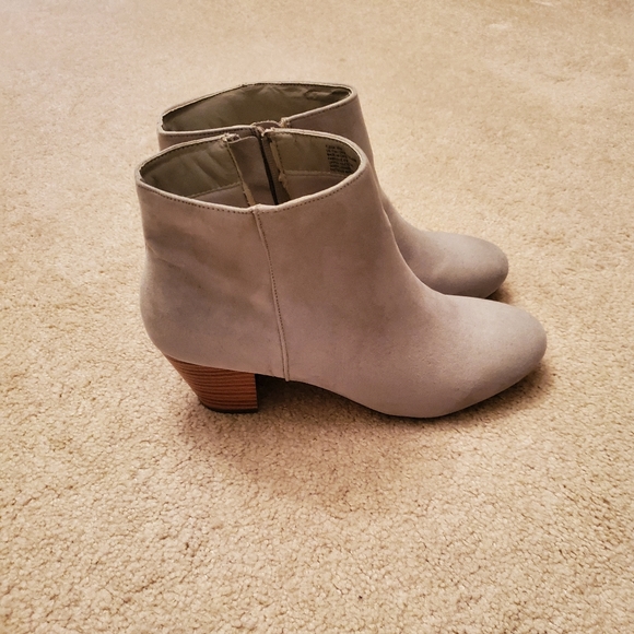 Gray Ankle Boots - Picture 3 of 5
